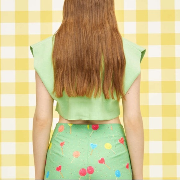 ✨NWT Green Cropped Polo Sweater✨ Sage Sleeveless - Picture 7 of 7